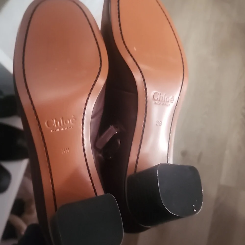 CHLOE Made In Italy NWT REAL LEATHER OXBLOOD TIE UP BUCKLED BOOTIES EU 39